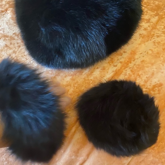 Vintage mink hat & cuffs - Picture 8 of 8